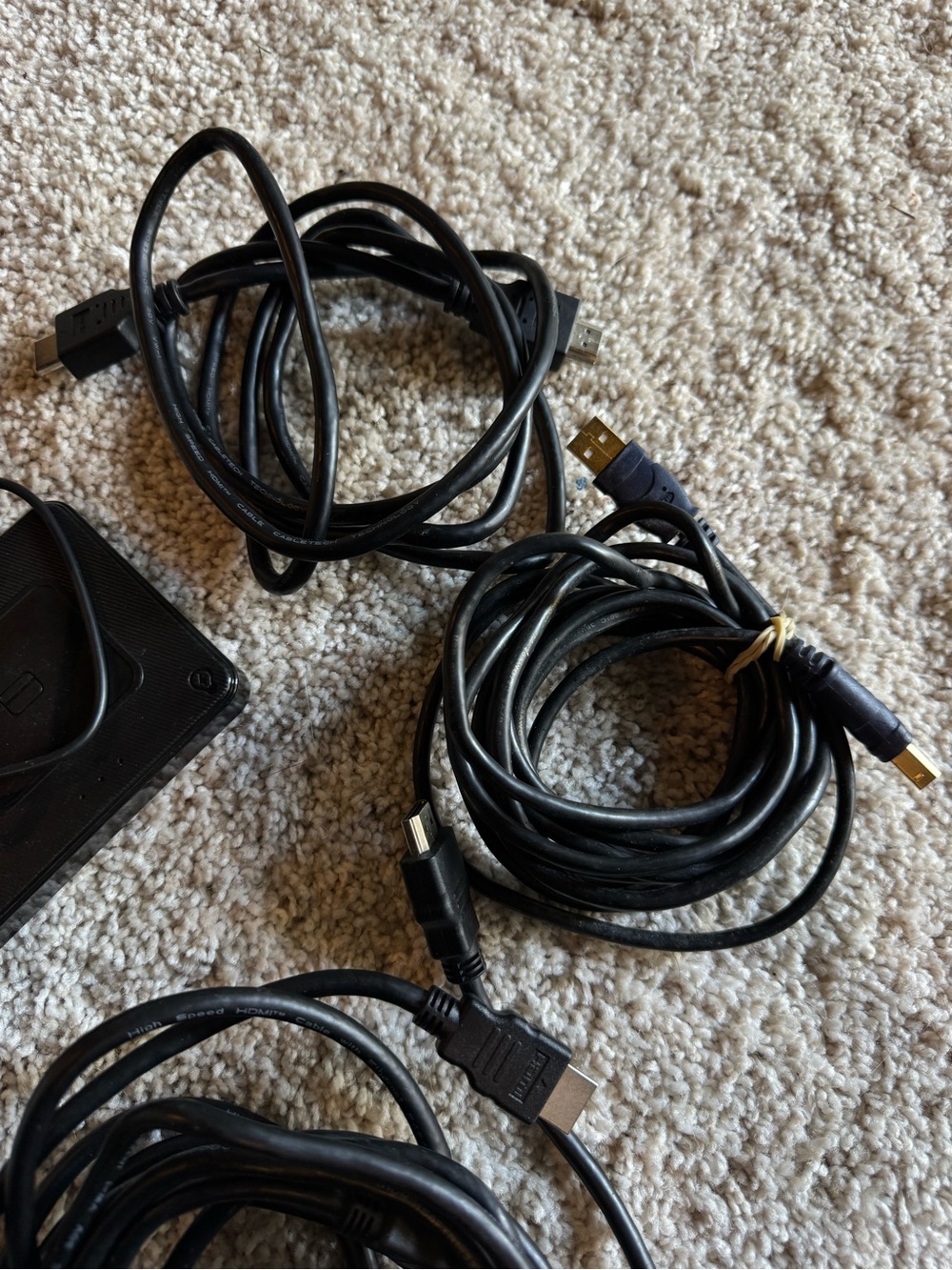 ๐5 for $25๐ Mixed Electronic Cord & Adapter Lot - Black Cords & Adapters - Picture 6 of 9